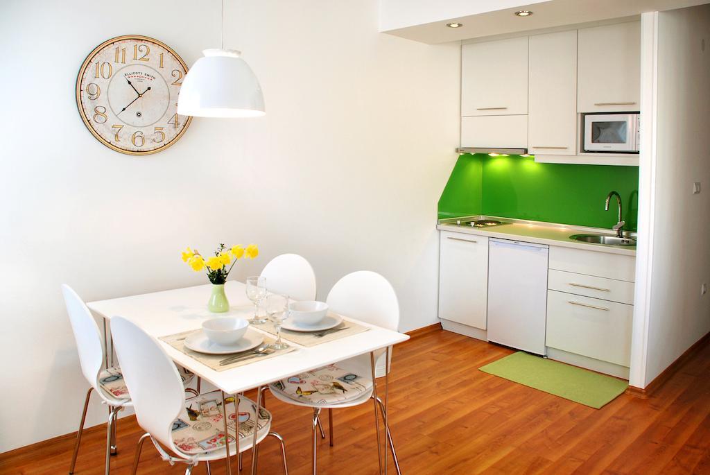 Modern City Apartments Сараево Стая снимка